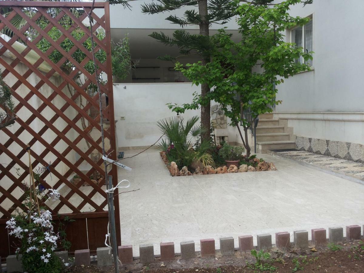 דירות טרפאני Giardino Fiorito מראה חיצוני תמונה